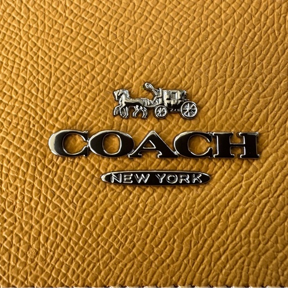 Coach Crossbody Bag in Mustard Hue - Picture 2 of 12